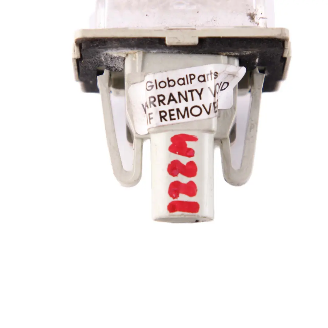 Luz De Matrícula Trasera Del Maletero para Mercedes W204 W205 W212 W221 con número de pieza A2038200256 Mercedes W204 W205 W212 W221 Luz De Matrícula Trasera Del Maletero - SKU A2218200856 - Número de pieza A2038200256