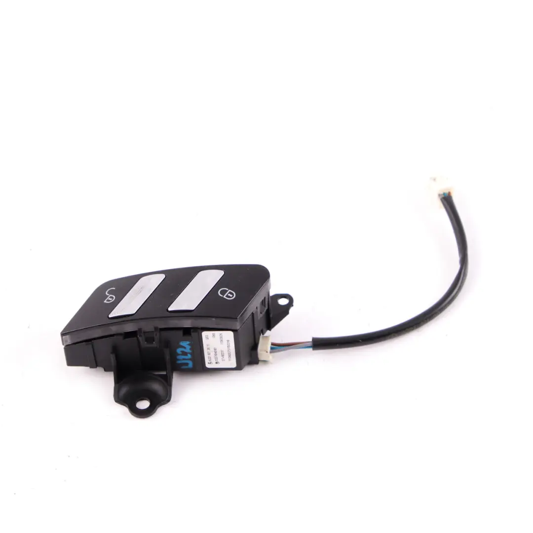 Panel Interruptores Botón Cierre Puerta Derecha A2218213051 para Mercedes W221 con número de pieza A2218210151 Mercedes W221 Panel Interruptores Botón Cierre Puerta Derecha A2218213051 - SKU A2218210151 - Número de pieza A2218210151