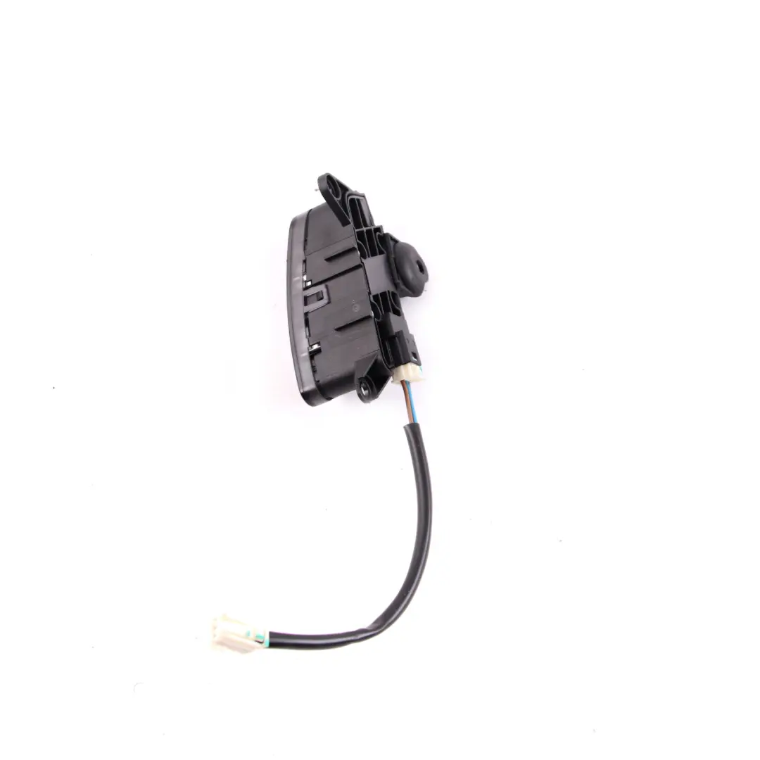  Mercedes-Benz S W221 Switch Panel Door Locking Button Right O/S A2218213051 - SKU  A2218210151 - Part number A2218210151