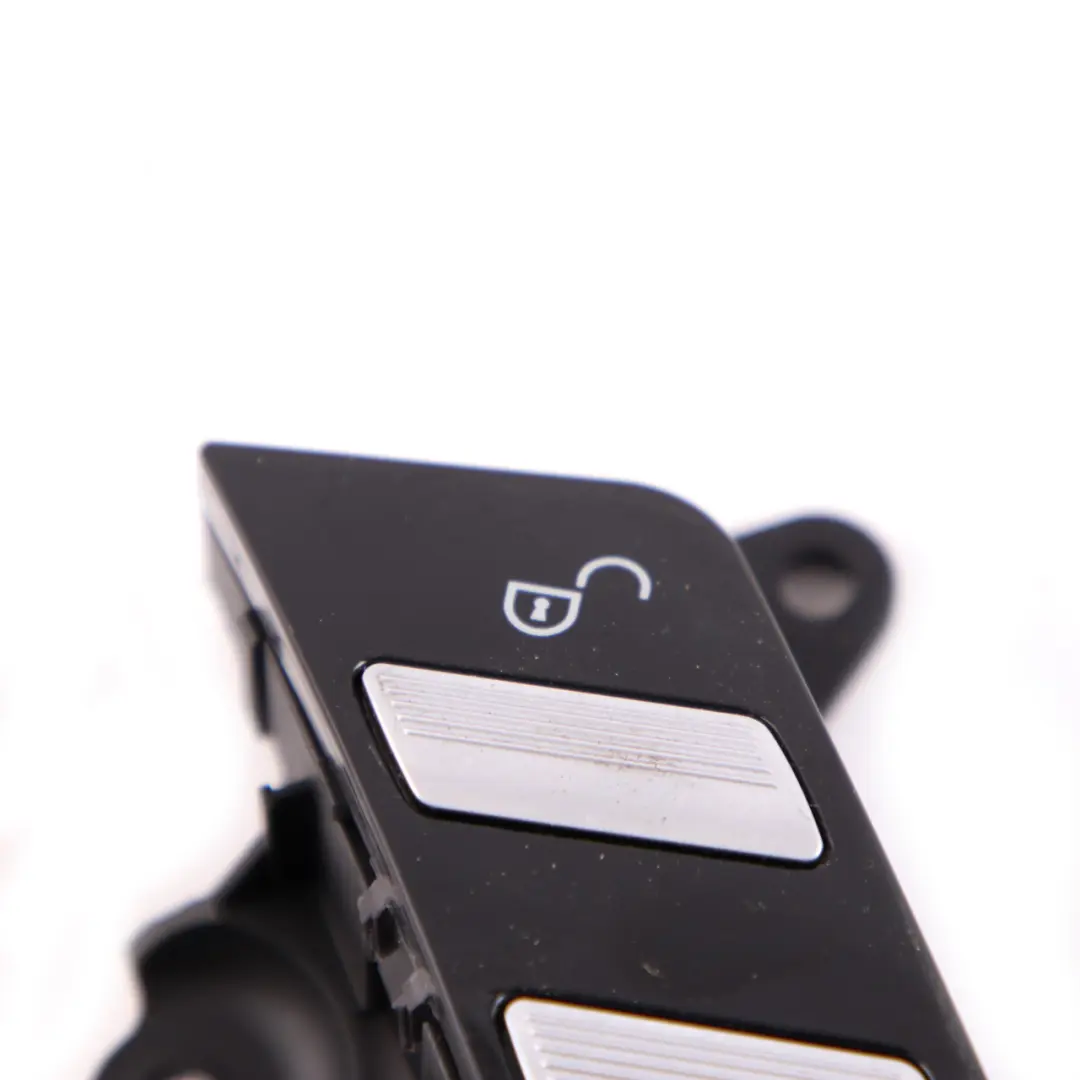 Mercedes W221 Pannello Interruttore Pulsante Bloccaggio Porta Destro A2218213051 - SKU  A2218210151 - Numero di parte A2218210151