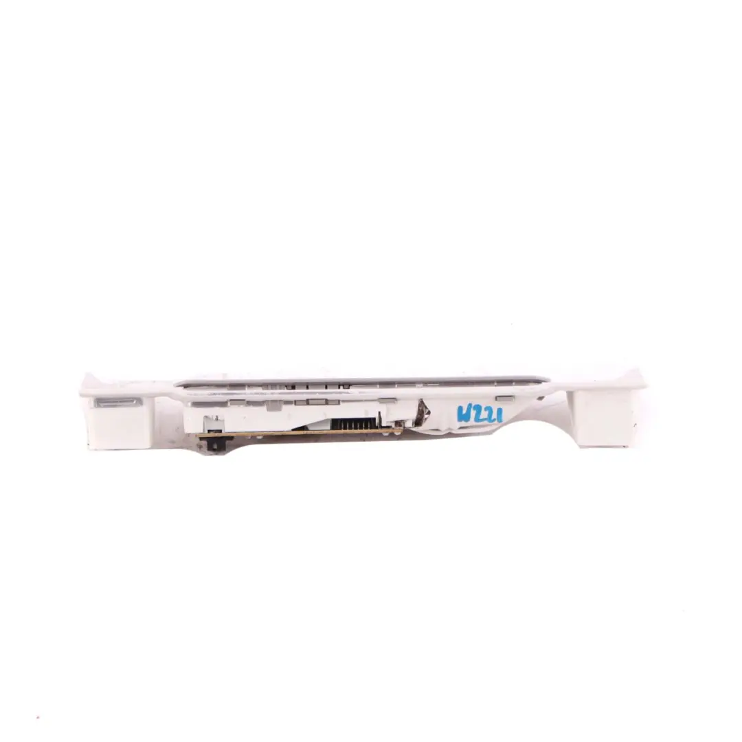 Mercedes W221 Fanale posteriore sinistro Rivestimento interno - SKU A2218201501 - Numero di parte A2218201501