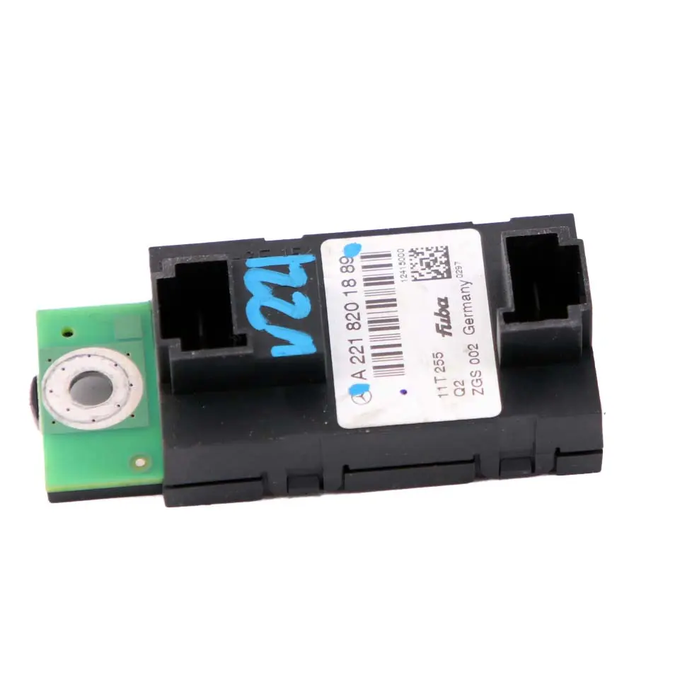 Aerial Antenna Amplifier Unit Module to Mercedes W221 with Part number A2218201889 Mercedes W221 Aerial Antenna Amplifier Unit Module - SKU A2218201889 - Part number A2218201889