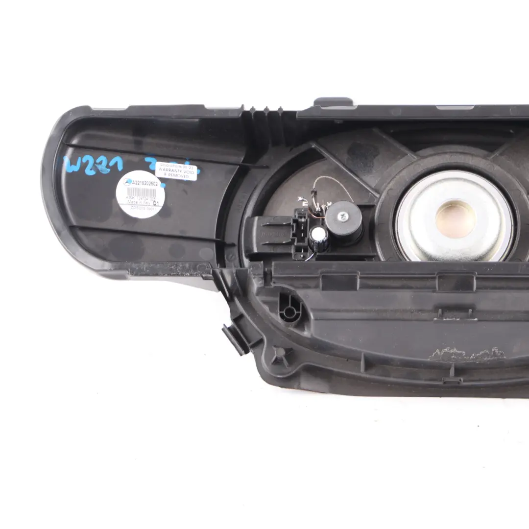 Estante Parcela Trasera Altavoz Subwoofer Bose A2208204802 para Mercedes W220 con número de pieza A2218202502 Mercedes W220 Estante Parcela Trasera Altavoz Subwoofer Bose A2208204802 - SKU A2218202502 - Número de pieza A2218202502