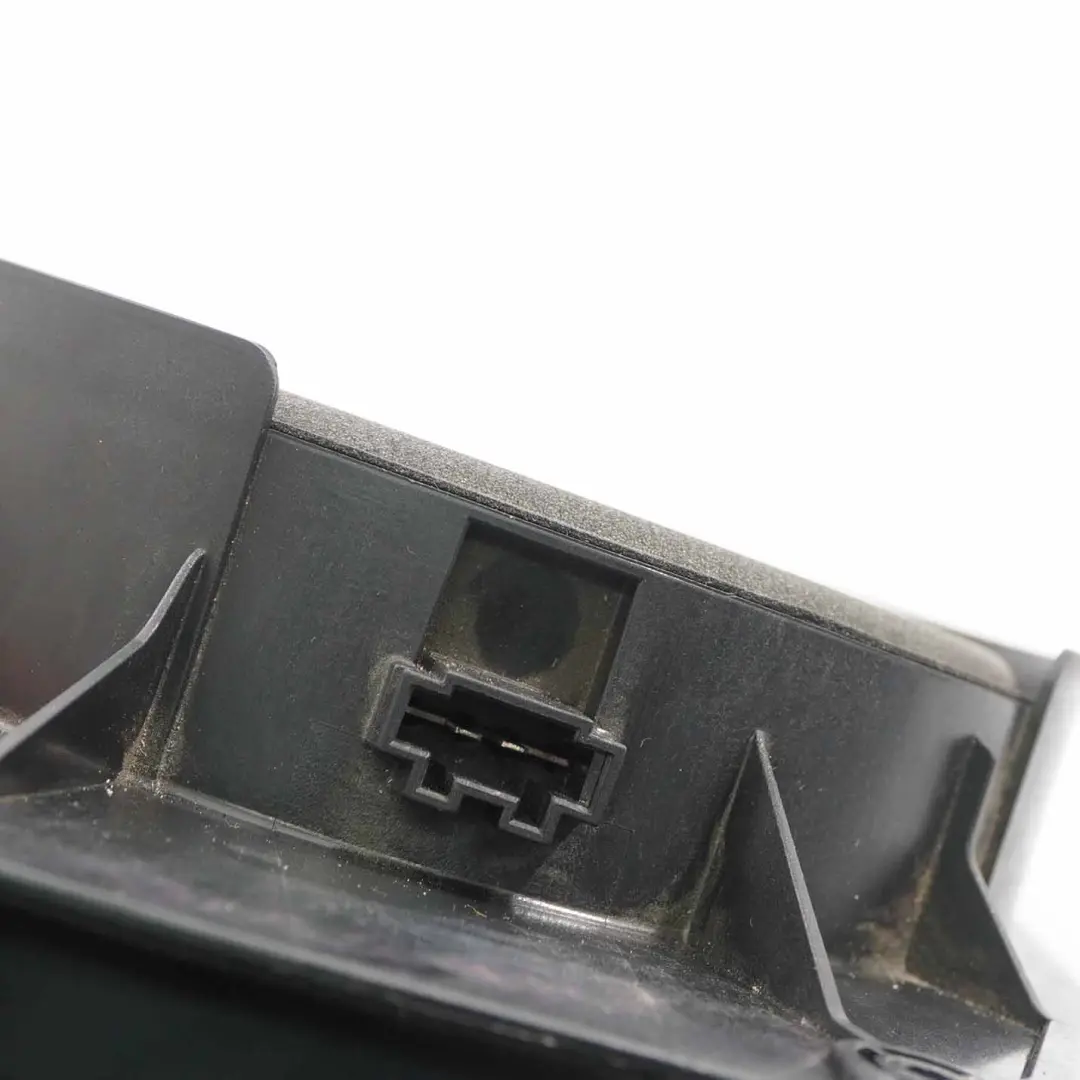 Altavoz Delantero Mercedes W221 S211 Altavoz Audio Puerta Derecha para con número de pieza A2218202902 Altavoz Delantero Mercedes W221 S211 Altavoz Audio Puerta Derecha - SKU A2218202902 - Número de pieza A2218202902