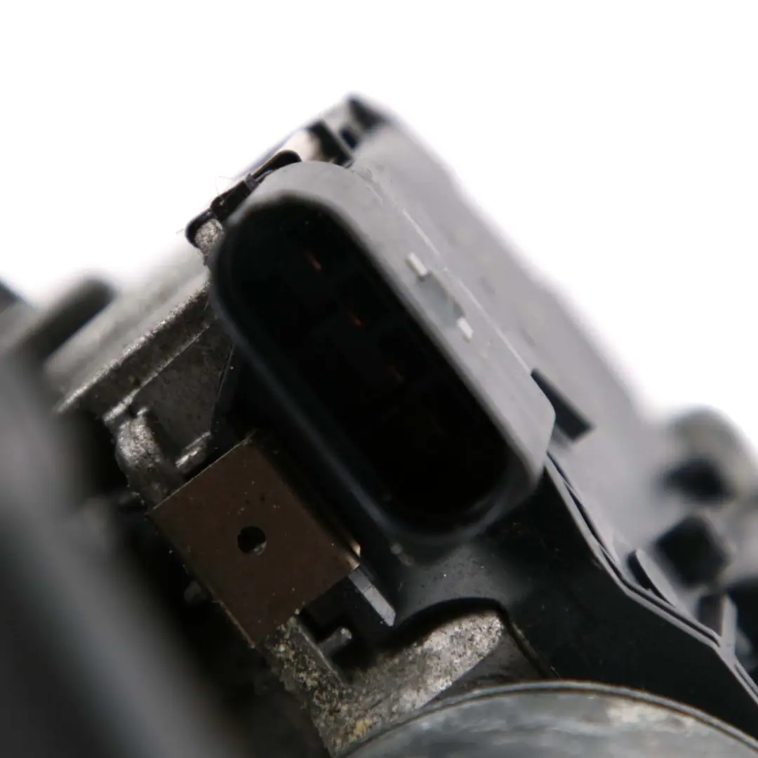 Mercedes-Benz S W221 Windscreen Front Window Left N/S Wiper Motor to with Part number A2218204542 Mercedes-Benz S W221 Windscreen Front Window Left N/S Wiper Motor - SKU rhd-A2218204542 - Part number A2218204542