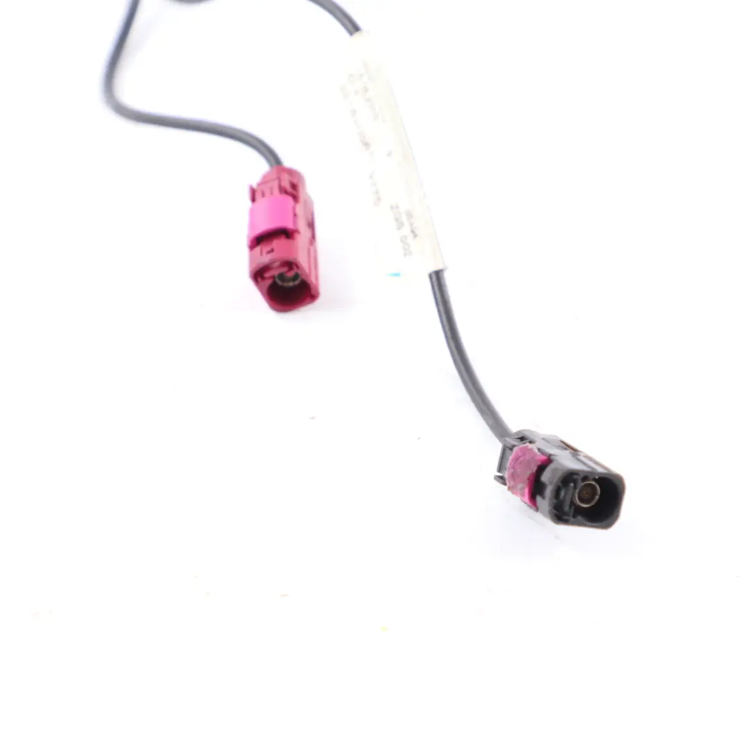 Roof Antenna Aerial Shark Iridium Silver Metallic 775 to Mercedes W221 with Part number A2218205675 Mercedes W221 Roof Antenna Aerial Shark Iridium Silver Metallic 775 - SKU A2218205675-IRS - Part number A2218205675