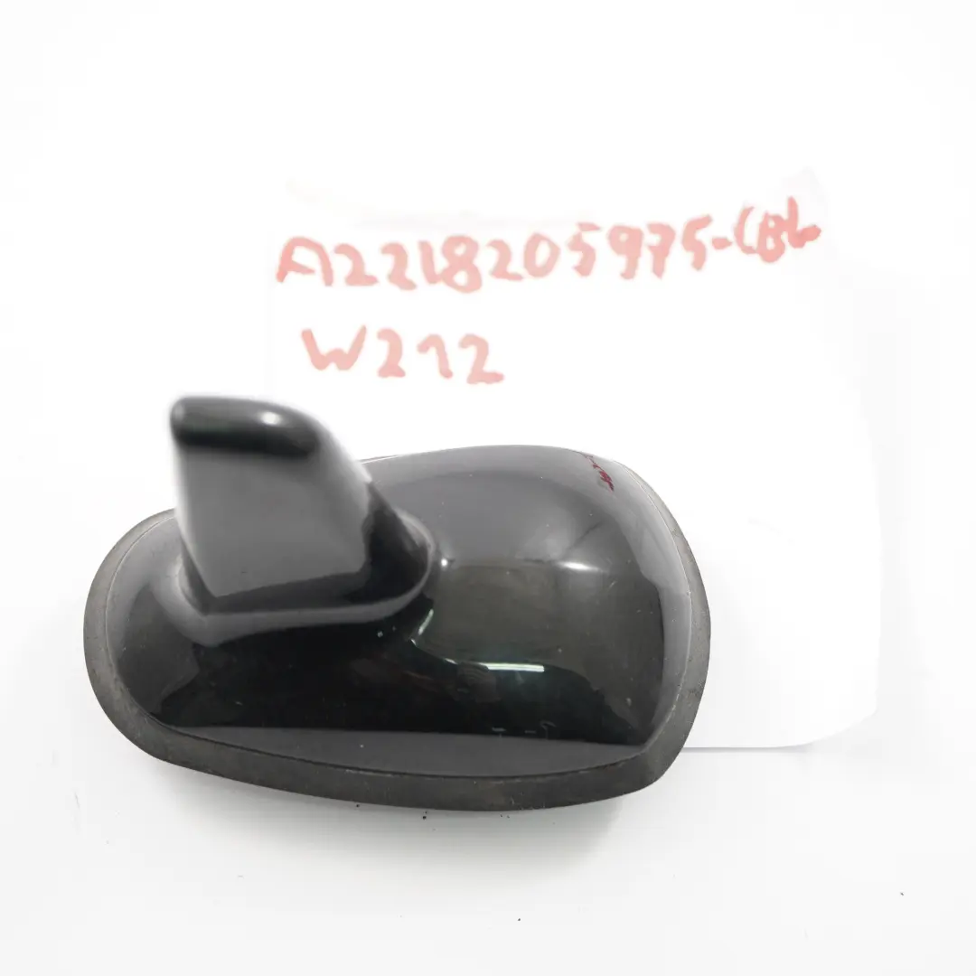 Mercedes W207 W212 Antenna da tetto Shark Carbon Black - 040 - SKU A2218205975-CBL - Numero di parte A2218205975