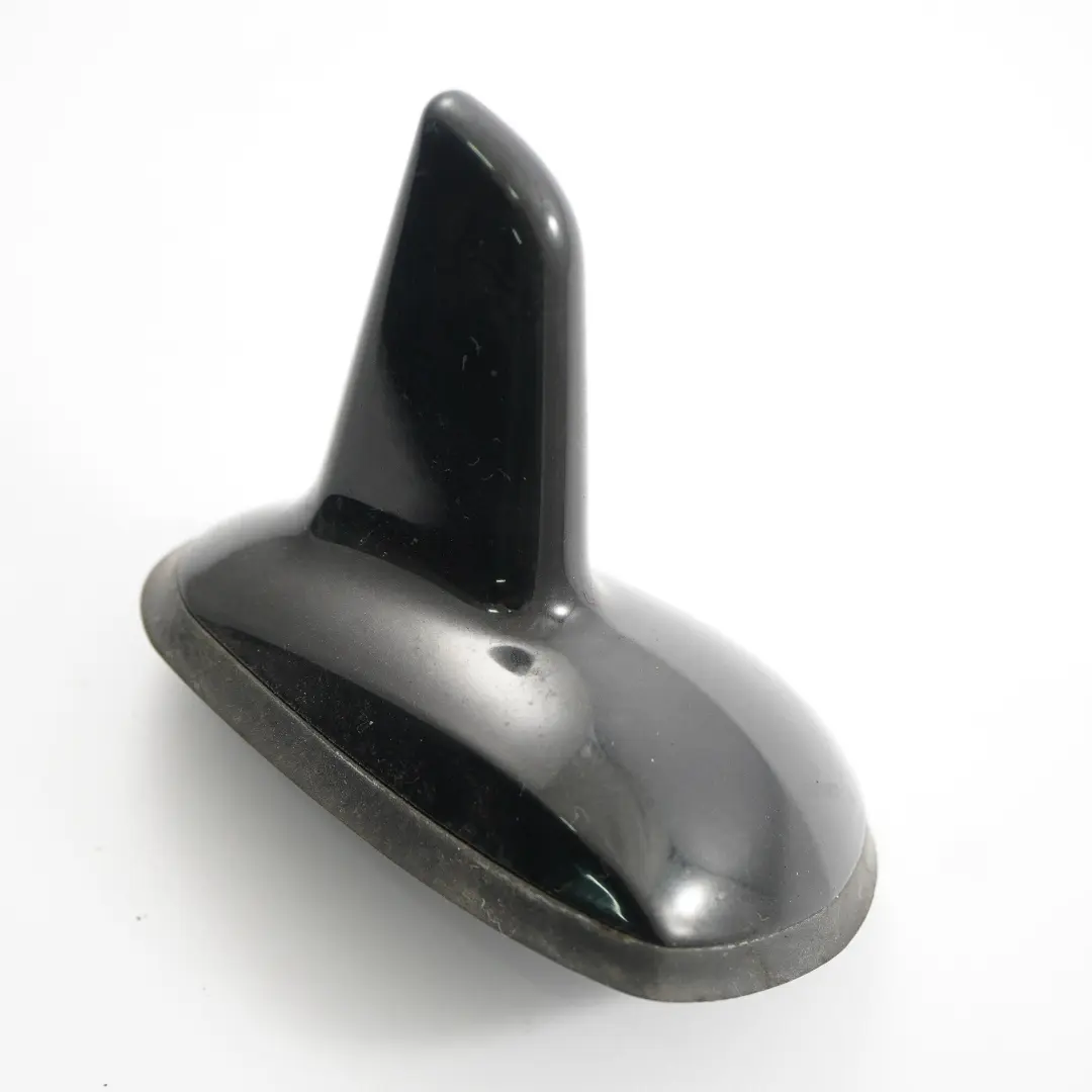 W207 W212 Antenne de toit Aerial Shark Carbon Black - 040 pour Mercedes à propos du numéro de pièce A2218205975 Mercedes W207 W212 Antenne de toit Aerial Shark Carbon Black - 040 - SKU A2218205975-CBL - Numéro de pièce A2218205975