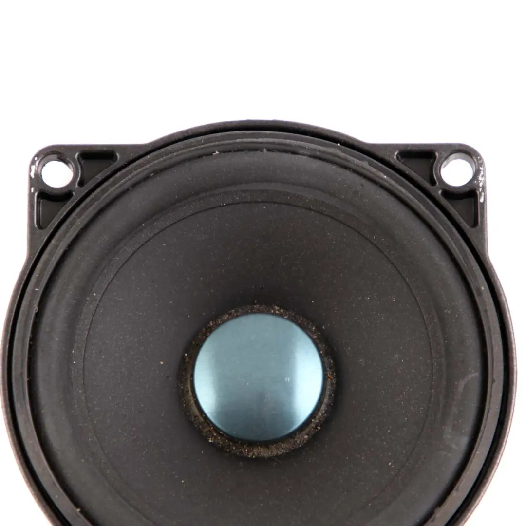  Haut Parleur Central Avant Du Tableau De Bord Logic 7 Mercedes W221 - SKU A2218207502 - Numéro de pièce A2218207502