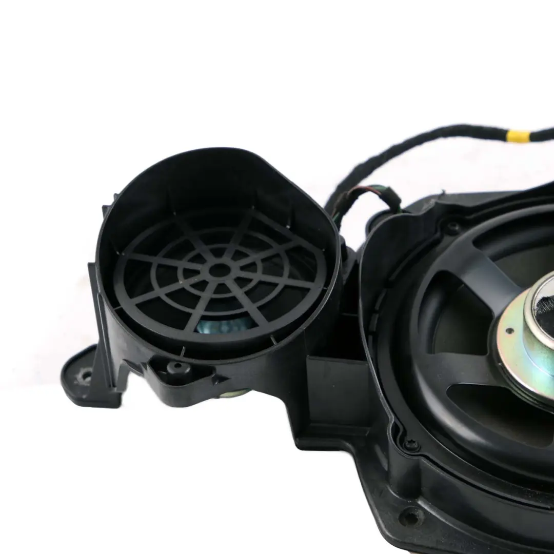 Mercedes W221 Puerta Altavoz Logic7 Unidad Audio Delantero Izquierdo - SKU A2218207702 - Número de pieza A2218207702