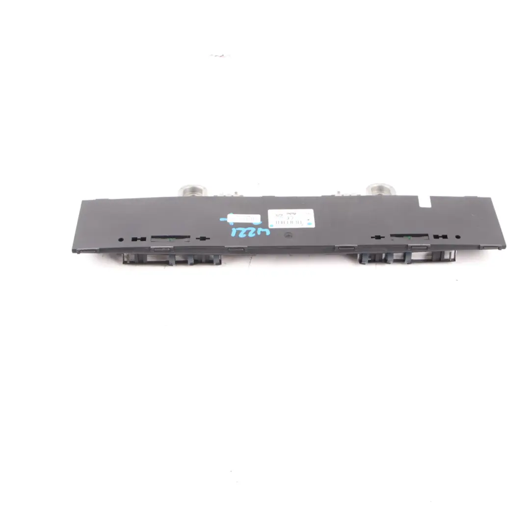 antenna amplificatore modulo di controllo per Mercedes W221 con numero di parte A2218207989 Mercedes W221 antenna amplificatore modulo di controllo - SKU A2218207989 - Numero di parte A2218207989