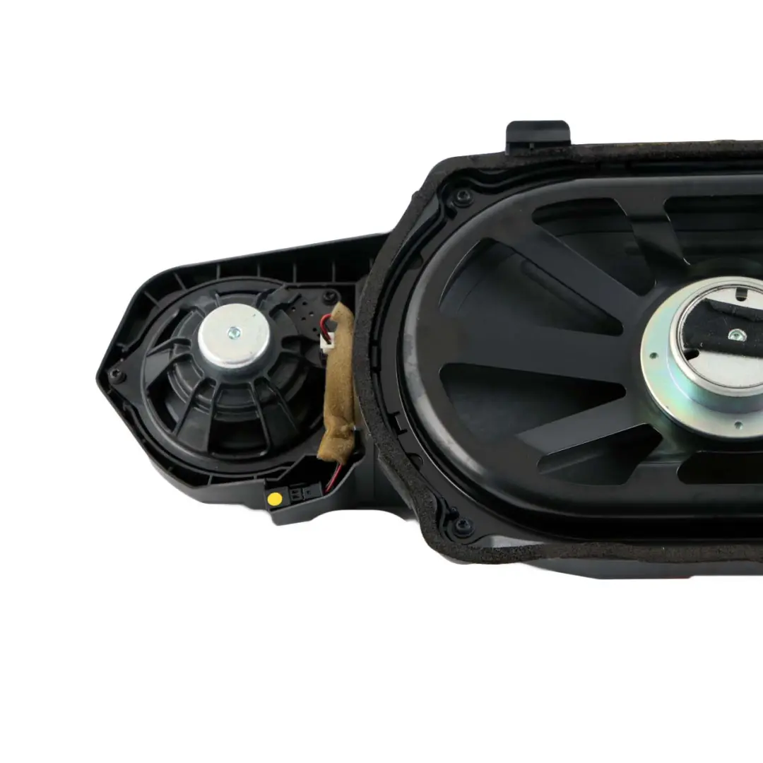 Centre Loudspeaker Speaker LOGIC7 to Mercedes W221 Rear with Part number A2218208102 Mercedes W221 Rear Centre Loudspeaker Speaker LOGIC7 - SKU A2218208102 - Part number A2218208102