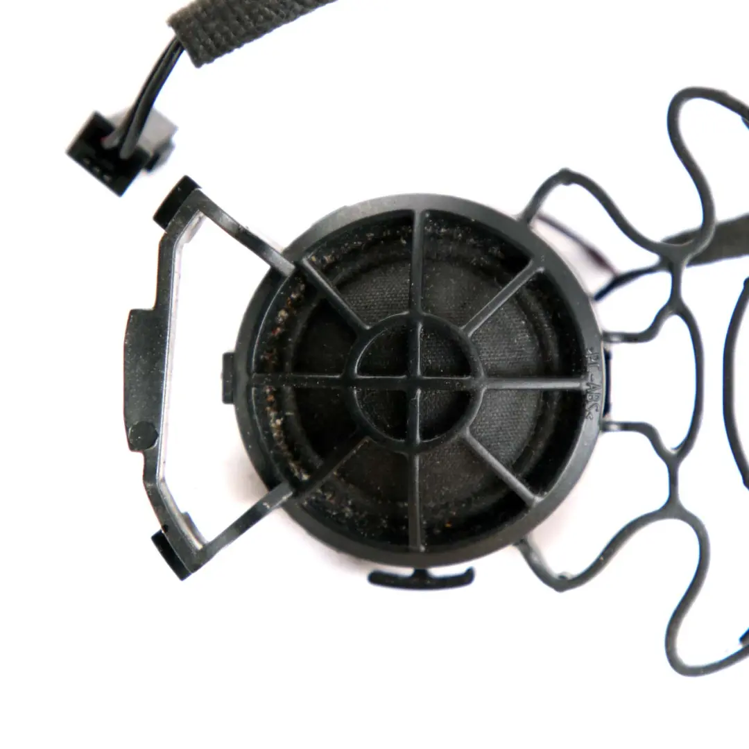 Front Center Dashboard Hochtöner Lautsprecher für Mercedes W221 mit Teilenummer A2218208202 Mercedes W221 Front Center Dashboard Hochtöner Lautsprecher - SKU A2218208202 - Teilenummer A2218208202