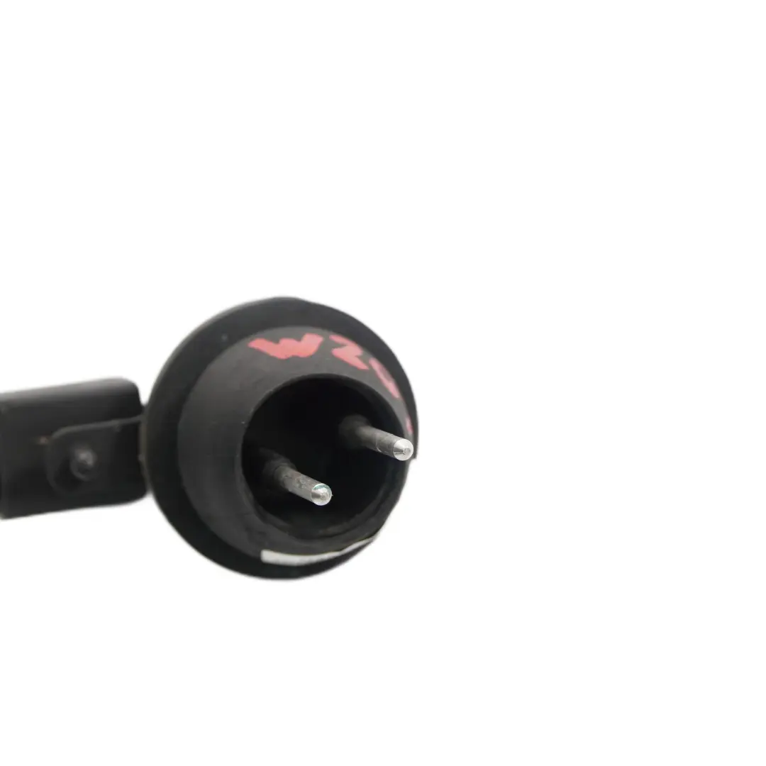 Waschwasserbehälter Flüssigkeitsstandsensor für Mercedes W204 W212 W221 mit Teilenummer A2218209110 Mercedes W204 W212 W221 Waschwasserbehälter Flüssigkeitsstandsensor - SKU A2218209110 - Teilenummer A2218209110