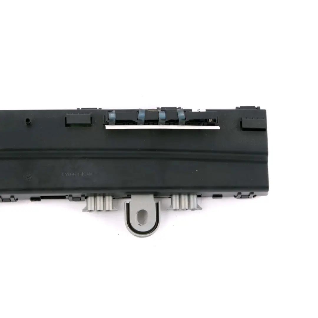 Mercedes-Benz S W221 Aerial Antenna Control Unit DAB TV Keyless-GO to with Part number A2218209289 Mercedes-Benz S W221 Aerial Antenna Control Unit DAB TV Keyless-GO - SKU A2218209289 - Part number A2218209289