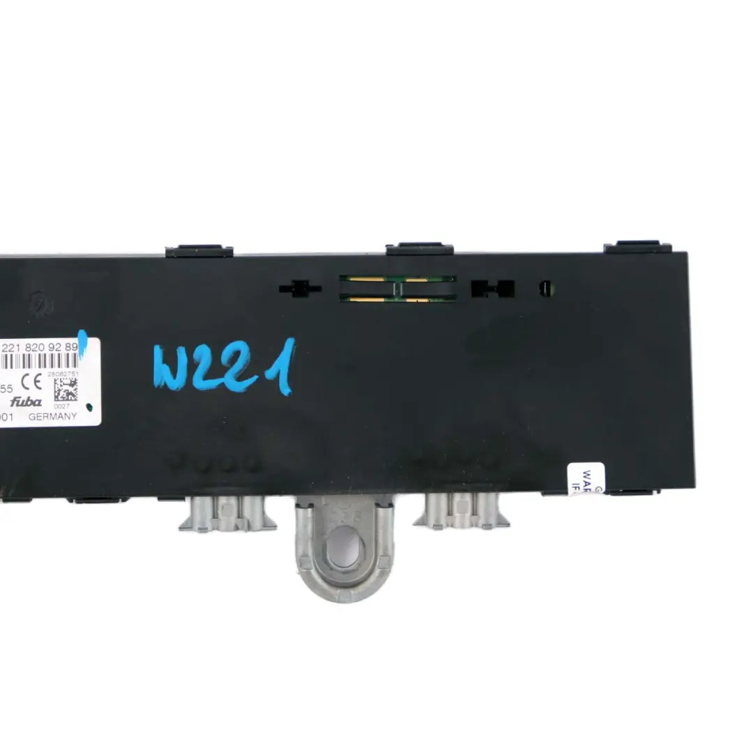 Mercedes-Benz S W221 Aerial Antenna Control Unit DAB TV Keyless-GO to with Part number A2218209289 Mercedes-Benz S W221 Aerial Antenna Control Unit DAB TV Keyless-GO - SKU A2218209289 - Part number A2218209289