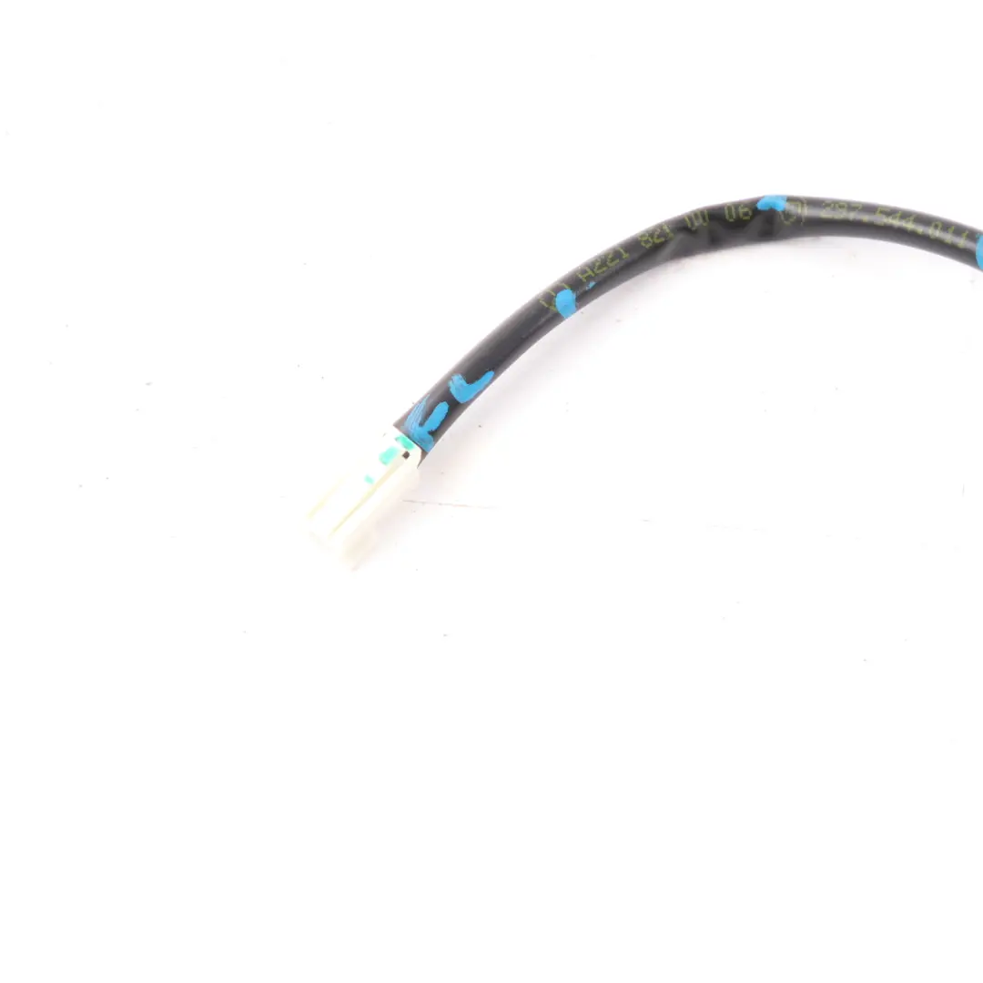 W216 Porta Cablaggio Anteriore Interruttore Sedile per Mercedes W221 con numero di parte A2218210006 Mercedes W221 W216 Porta Cablaggio Anteriore Interruttore Sedile - SKU A2218210006 - Numero di parte A2218210006