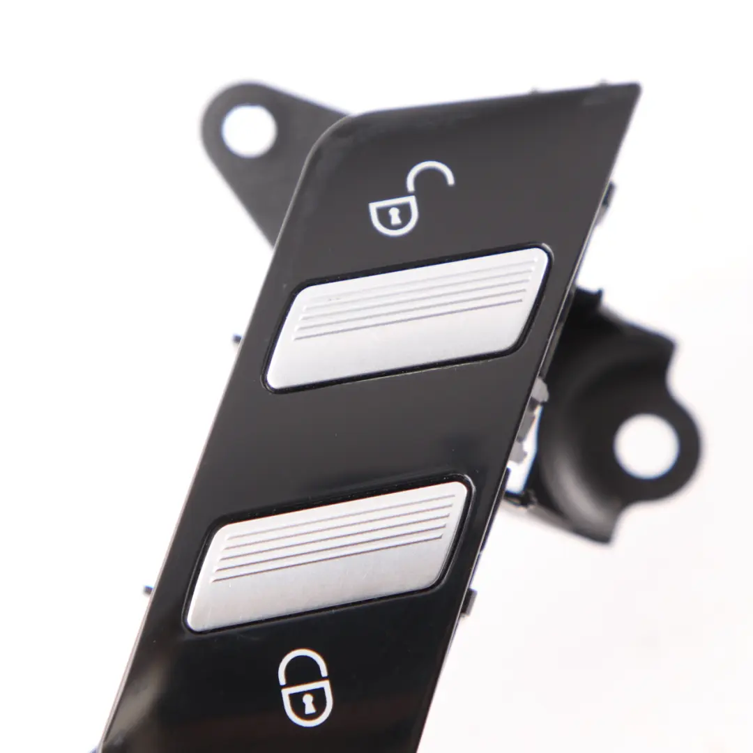 Bouton Commutateur Verrouillage Porte Avant Droite A2049058502 pour Mercedes W204 à propos du numéro de pièce A2218213151 Mercedes W204 Bouton Commutateur Verrouillage Porte Avant Droite A2049058502 - SKU A2218213151 - Numéro de pièce A2218213151