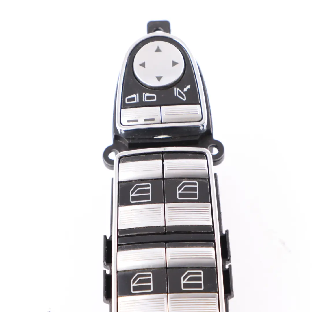 Interruttore alzacristalli Controllo specchio guida per Mercedes W221 con numero di parte A2218213751 Mercedes W221 Interruttore alzacristalli Controllo specchio guida - SKU A2218213751 - Numero di parte A2218213751