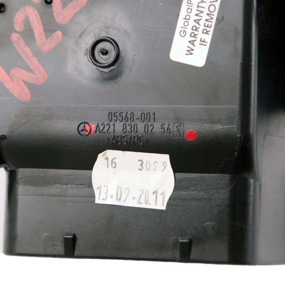 cruscotto bocchetta aria anteriore destra per Mercedes W221 con numero di parte A2218300254 Mercedes W221 cruscotto bocchetta aria anteriore destra - SKU A2218300254 - Numero di parte A2218300254