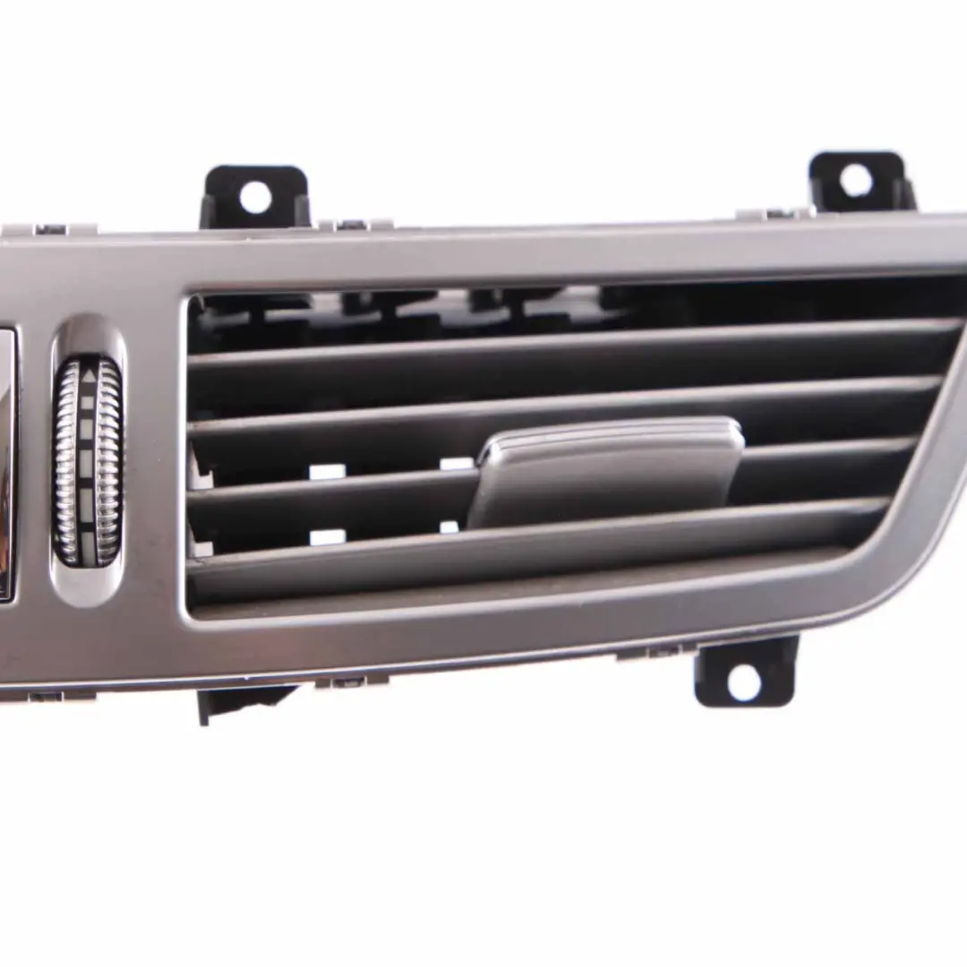 Dashboard Dash Clock Centre Air Vent Nozzle Grill A2218300954 to Mercedes W221 with Part number A2218300554 Mercedes W221 Dashboard Dash Clock Centre Air Vent Nozzle Grill A2218300954 - SKU A2218300554-2 - Part number A2218300554