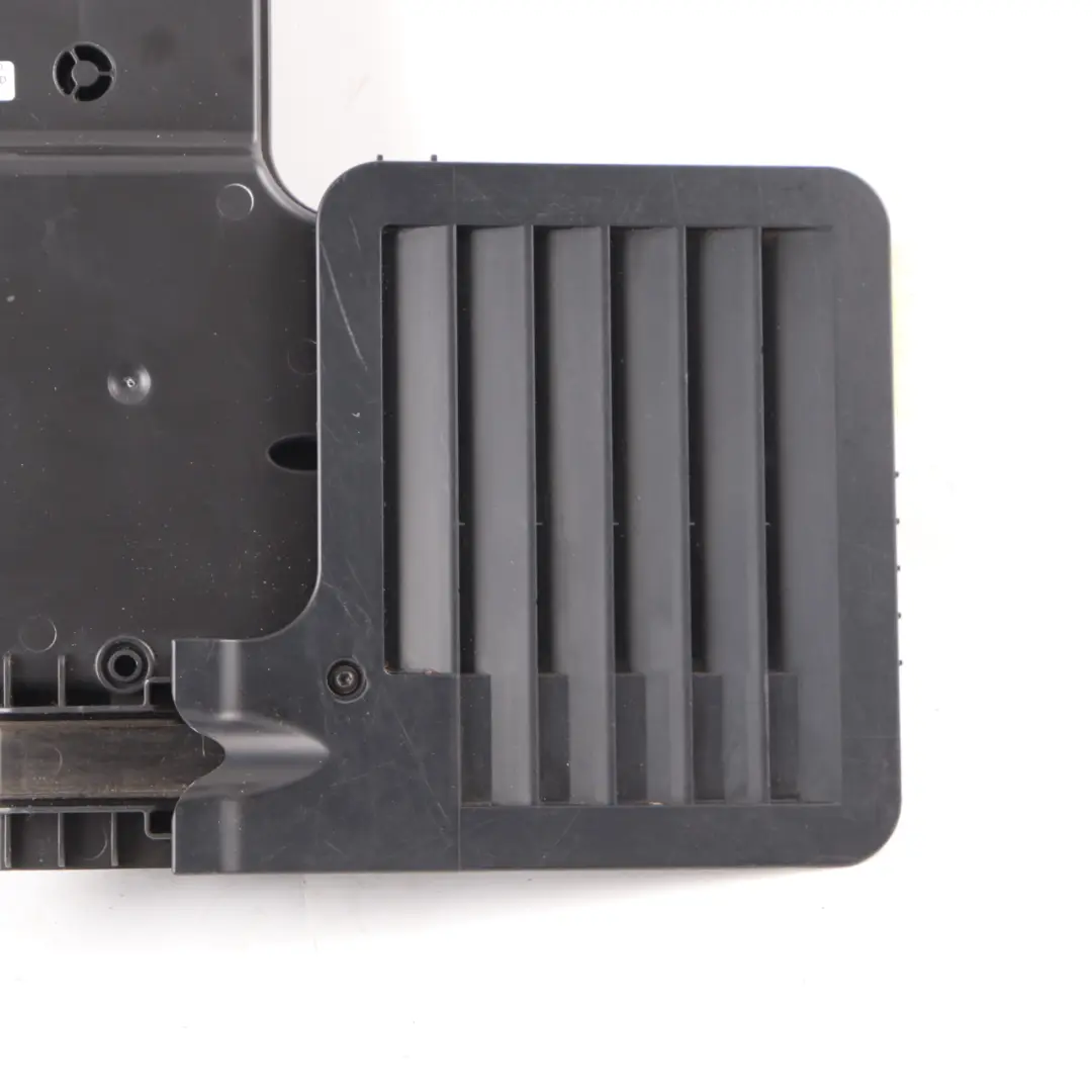 Duct Mercedes W221 W216 Deflector Bottom Rear Right O/S to Air with Part number A2218301046 Air Duct Mercedes W221 W216 Deflector Bottom Rear Right O/S - SKU A2218301046 - Part number A2218301046