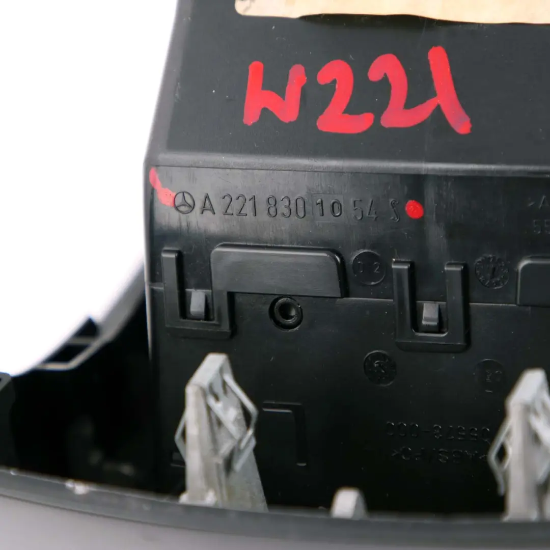 Centre Console Rear Air Vent Nozzle to Mercedes W221 with Part number A2218301054 Mercedes W221 Centre Console Rear Air Vent Nozzle - SKU A2218301054 - Part number A2218301054