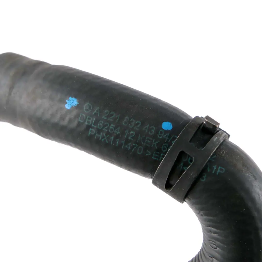 Refrigeración por Agua Tubo de Refrigerante para Mercedes W221 Motor con número de pieza A2218324394 Mercedes W221 Motor Refrigeración por Agua Tubo de Refrigerante - SKU A2218324394 - Número de pieza A2218324394
