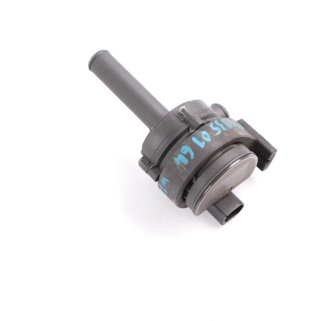 Mercedes W216 W221 Pompe refroidissement auxiliaire - SKU A2218350164 - Numéro de pièce A2218350164