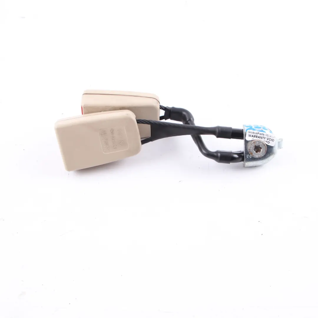 Belt Buckle Rear Middle Centre Right O/S Beige to Mercedes W221 Seat with Part number A2218600269 Mercedes W221 Seat Belt Buckle Rear Middle Centre Right O/S Beige - SKU A2218600269 - Part number A2218600269