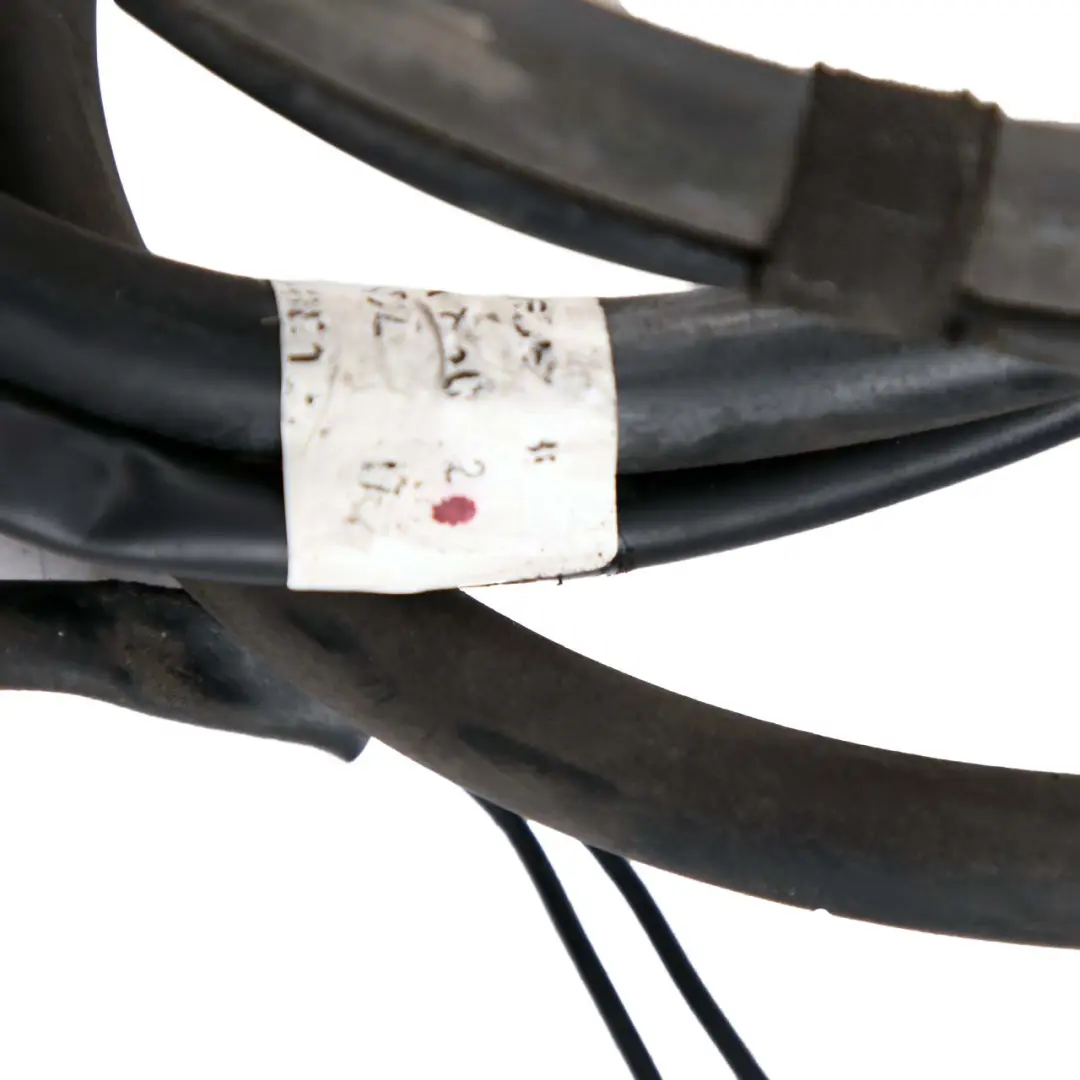 Scheibenwaschschlauch Set Mit Beheizten Düsen für Mercedes W221 mit Teilenummer A2218600292 Mercedes W221 Scheibenwaschschlauch Set Mit Beheizten Düsen - SKU A2218600292 - Teilenummer A2218600292