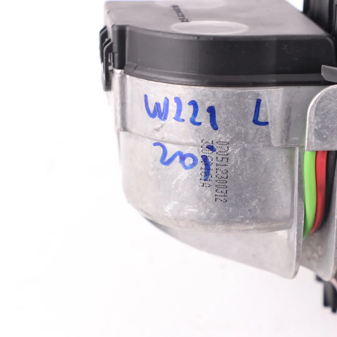 Seatbelt Front Left N/S Safety Seat Belt Beige to Mercedes W221 with Part number A2218603185 Mercedes W221 Seatbelt Front Left N/S Safety Seat Belt Beige - SKU A2218603185 - Part number A2218603185