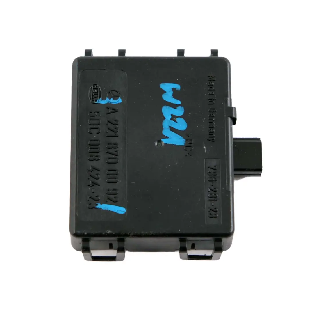 Regenlicht Sensor Steuermodul für Mercedes W203 W221 mit Teilenummer A2218700092 Mercedes W203 W221 Regenlicht Sensor Steuermodul - SKU A2218700092 - Teilenummer A2218700092