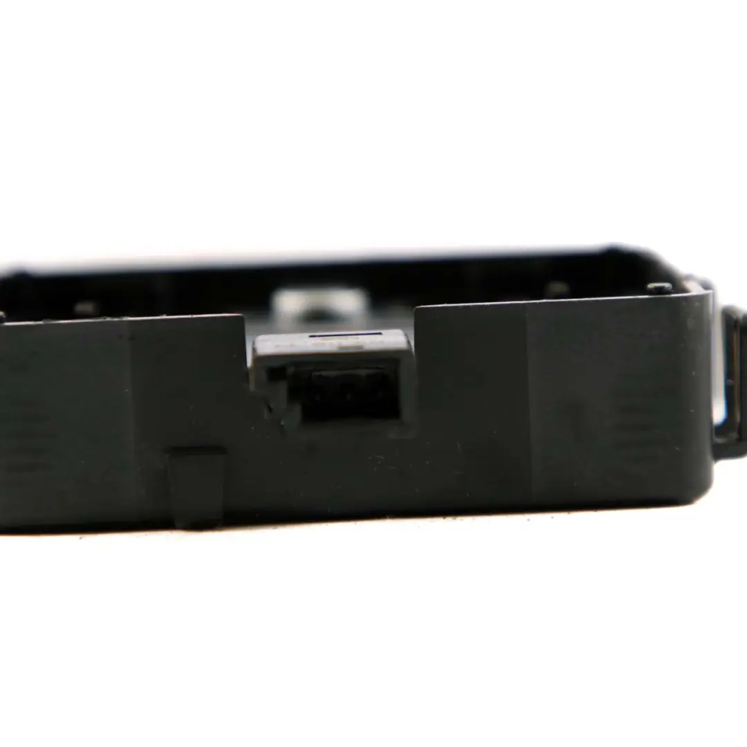 Módulo de Control del Sensor de Luz de Lluvia para Mercedes W203 W221 con número de pieza A2218700092 Mercedes W203 W221 Módulo de Control del Sensor de Luz de Lluvia - SKU A2218700092 - Número de pieza A2218700092