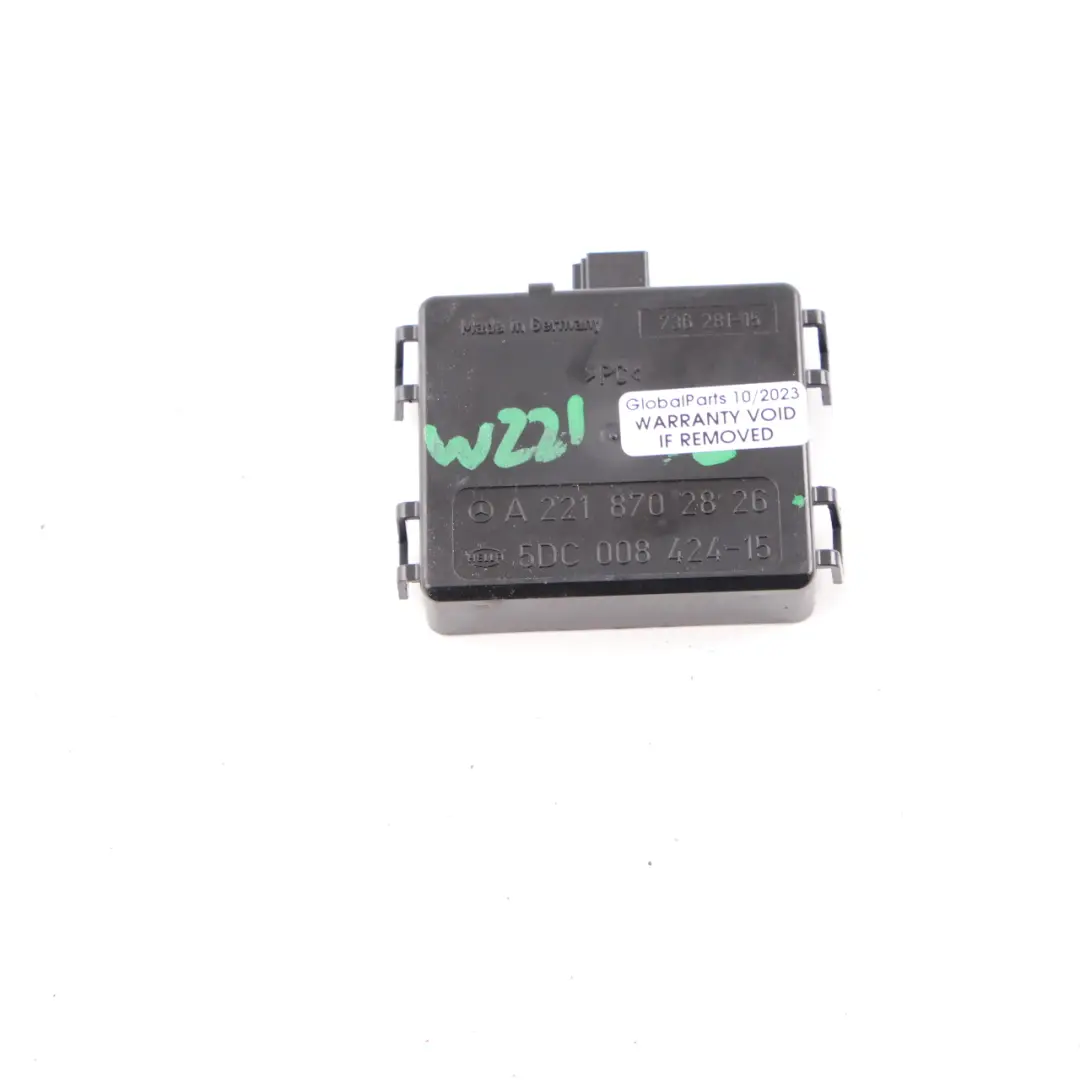 Windscreen Rain Sensor Control Module to Mercedes W203 W209 W221 with Part number A2218702826 Mercedes W203 W209 W221 Windscreen Rain Sensor Control Module - SKU A2218702826 - Part number A2218702826