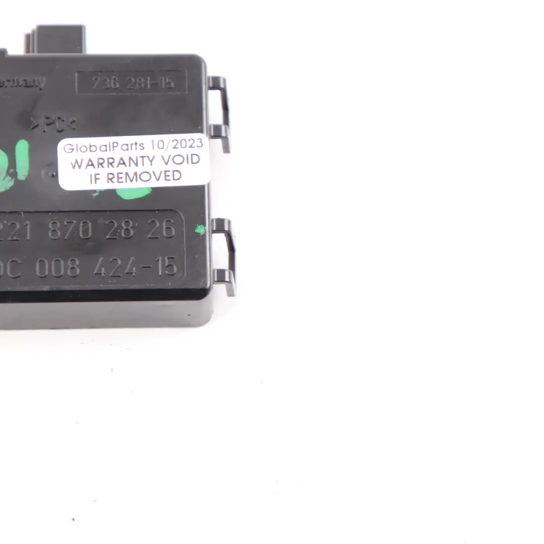 Module de contrôle du capteur de pluie du pare-brise pour Mercedes W203 W209 W221 à propos du numéro de pièce A2218702826 Mercedes W203 W209 W221 Module de contrôle du capteur de pluie du pare-brise - SKU A2218702826 - Numéro de pièce A2218702826