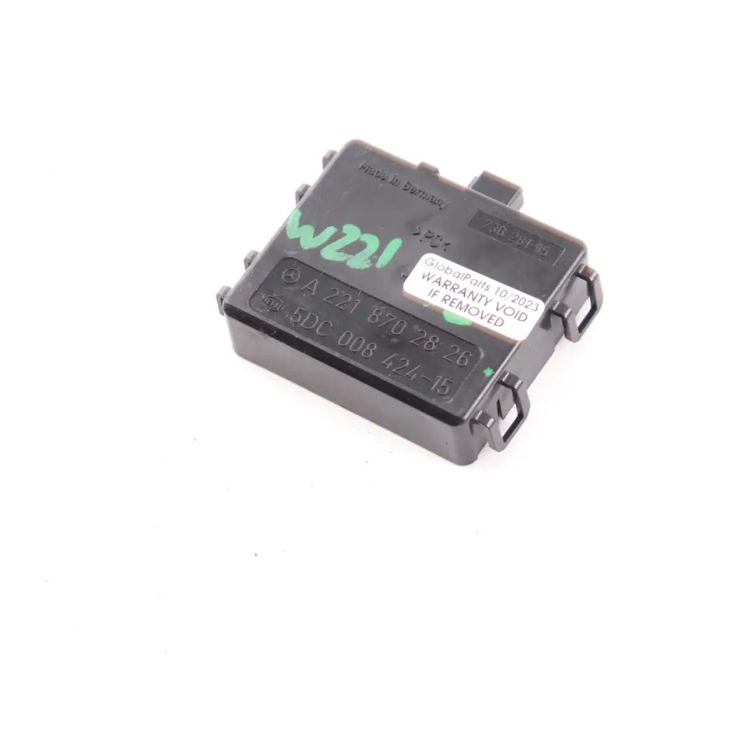 Module de contrôle du capteur de pluie du pare-brise pour Mercedes W203 W209 W221 à propos du numéro de pièce A2218702826 Mercedes W203 W209 W221 Module de contrôle du capteur de pluie du pare-brise - SKU A2218702826 - Numéro de pièce A2218702826