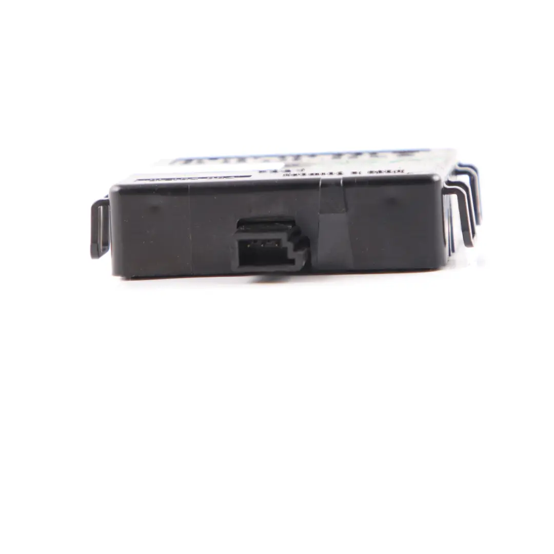 Module de contrôle du capteur de pluie du pare-brise pour Mercedes W203 W209 W221 à propos du numéro de pièce A2218702826 Mercedes W203 W209 W221 Module de contrôle du capteur de pluie du pare-brise - SKU A2218702826 - Numéro de pièce A2218702826