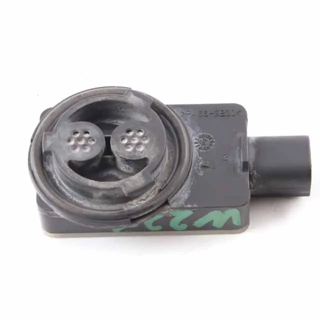 Sensore qualità dell'aria emissione sfiato dell'aria per Mercedes W221 con numero di parte A2218703579 Mercedes W221 Sensore qualità dell'aria emissione sfiato dell'aria - SKU A2218703579 - Numero di parte A2218703579