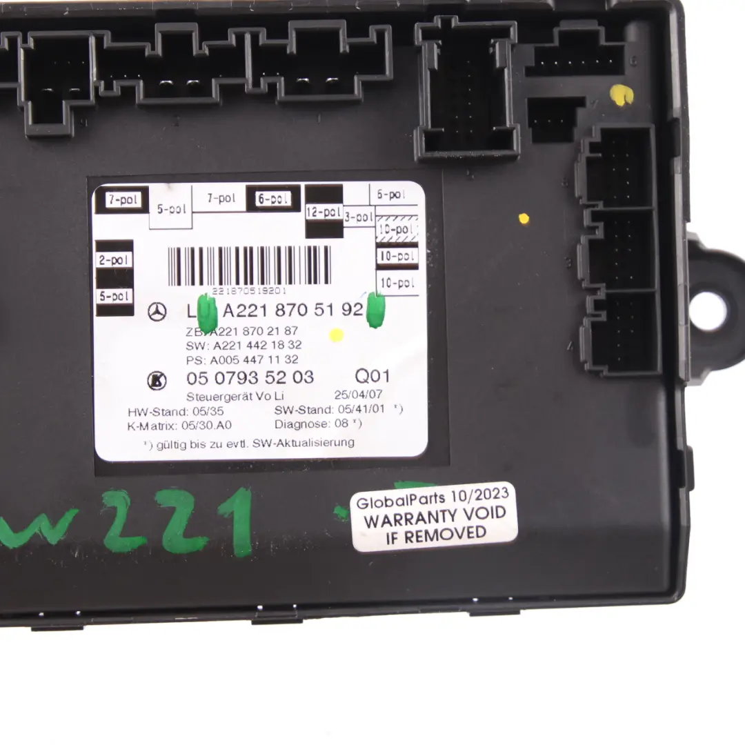 Door Module Front Left N/S Control Unit ECU to Mercedes W221 with Part number A2218705192 Mercedes W221 Door Module Front Left N/S Control Unit ECU - SKU A2218705192 - Part number A2218705192