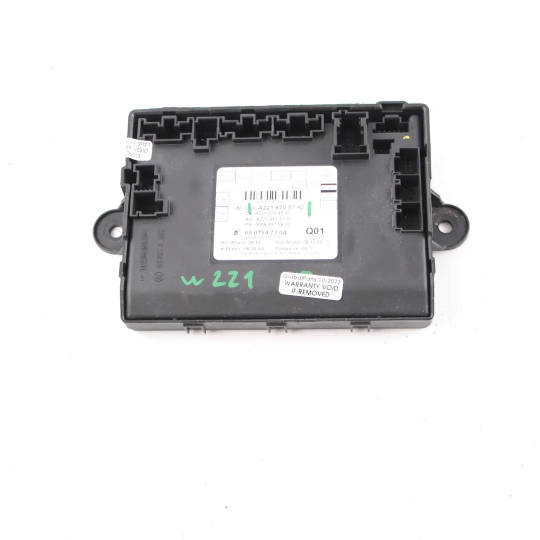 Door Module Rear Left N/S Control Unit ECU to Mercedes W221 with Part number A2218705792 Mercedes W221 Door Module Rear Left N/S Control Unit ECU - SKU A2218705792 - Part number A2218705792