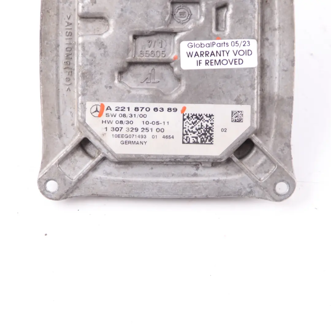 Light Module Headlight Headlamp Ballast Xenon Unit to Mercedes W221 with Part number A2218706389 Mercedes W221 Light Module Headlight Headlamp Ballast Xenon Unit - SKU A2218706389 - Part number A2218706389