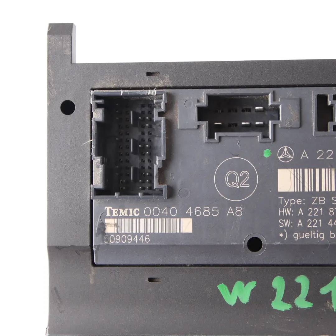 Mercedes W221 Seat Control Module Front Right O/S - SKU A2218707493 - Part number A2218707493