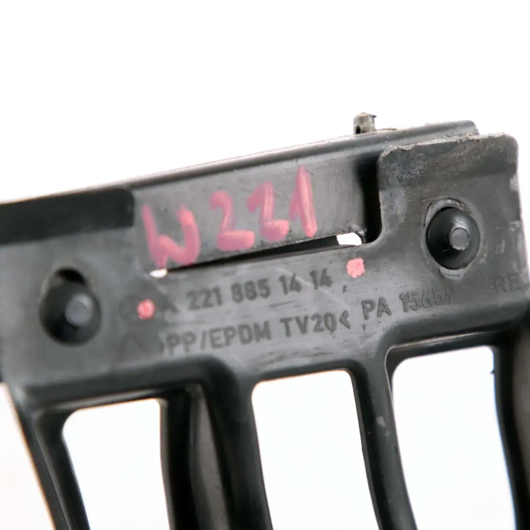 Mercedes-Benz W221 Stoßstange hinten rechts Halter Halterung für mit Teilenummer A2218851414 Mercedes-Benz W221 Stoßstange hinten rechts Halter Halterung - SKU A2218851414 - Teilenummer A2218851414