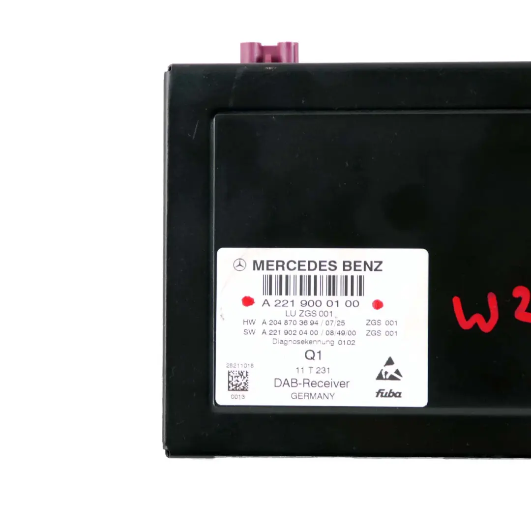 Modulo Unità Controllo Ricevitore DAB Audio Digitale per Mercedes W221 con numero di parte A2219000100 Mercedes W221 Modulo Unità Controllo Ricevitore DAB Audio Digitale - SKU A2219000100 - Numero di parte A2219000100