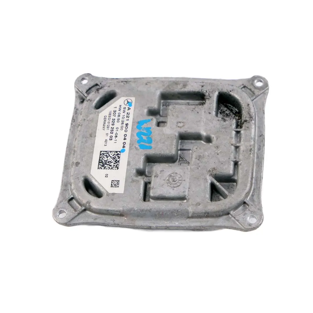 Bi-Xenon Headlight Ballast Control Unit Module to Mercedes W221 with Part number A2219000404 Mercedes W221 Bi-Xenon Headlight Ballast Control Unit Module - SKU A2219000404 - Part number A2219000404