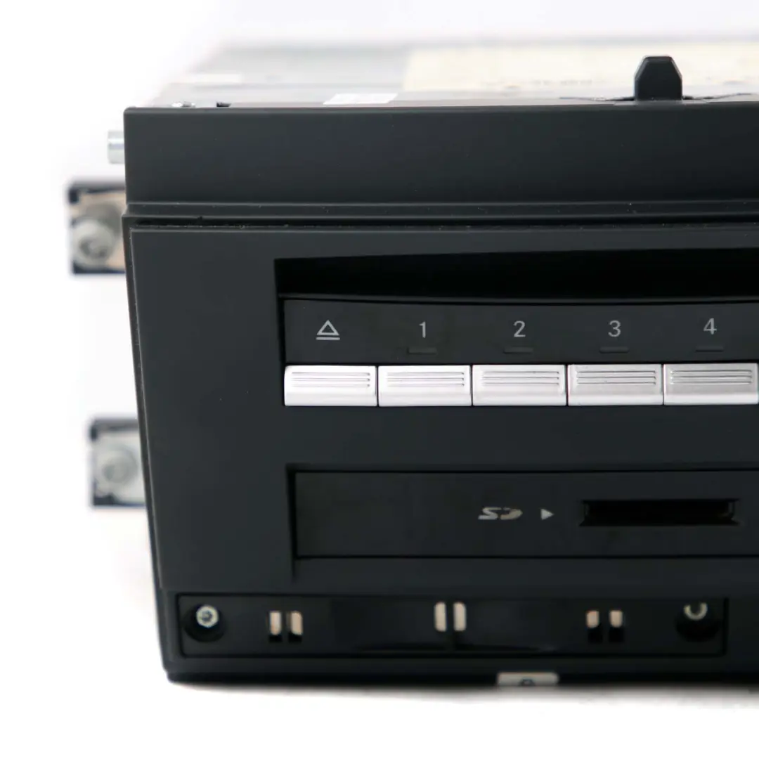 Mercedes-Benz S W221 Comand 6-Changer CD Radio Head Unit DVD Navi to with Part number A2219004704 Mercedes-Benz S W221 Comand 6-Changer CD Radio Head Unit DVD Navi - SKU A2219004704 - Part number A2219004704