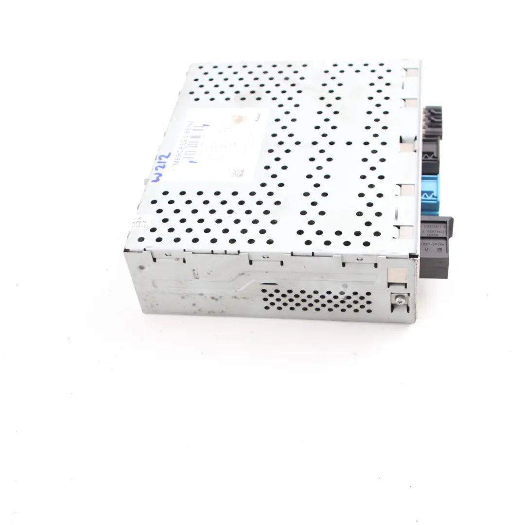 Television Tuner Mercedes W207 W221 TV Receiver Control Unit Module to with Part number A2219006102 Television Tuner Mercedes W207 W221 TV Receiver Control Unit Module - SKU A2219006102 - Part number A2219006102