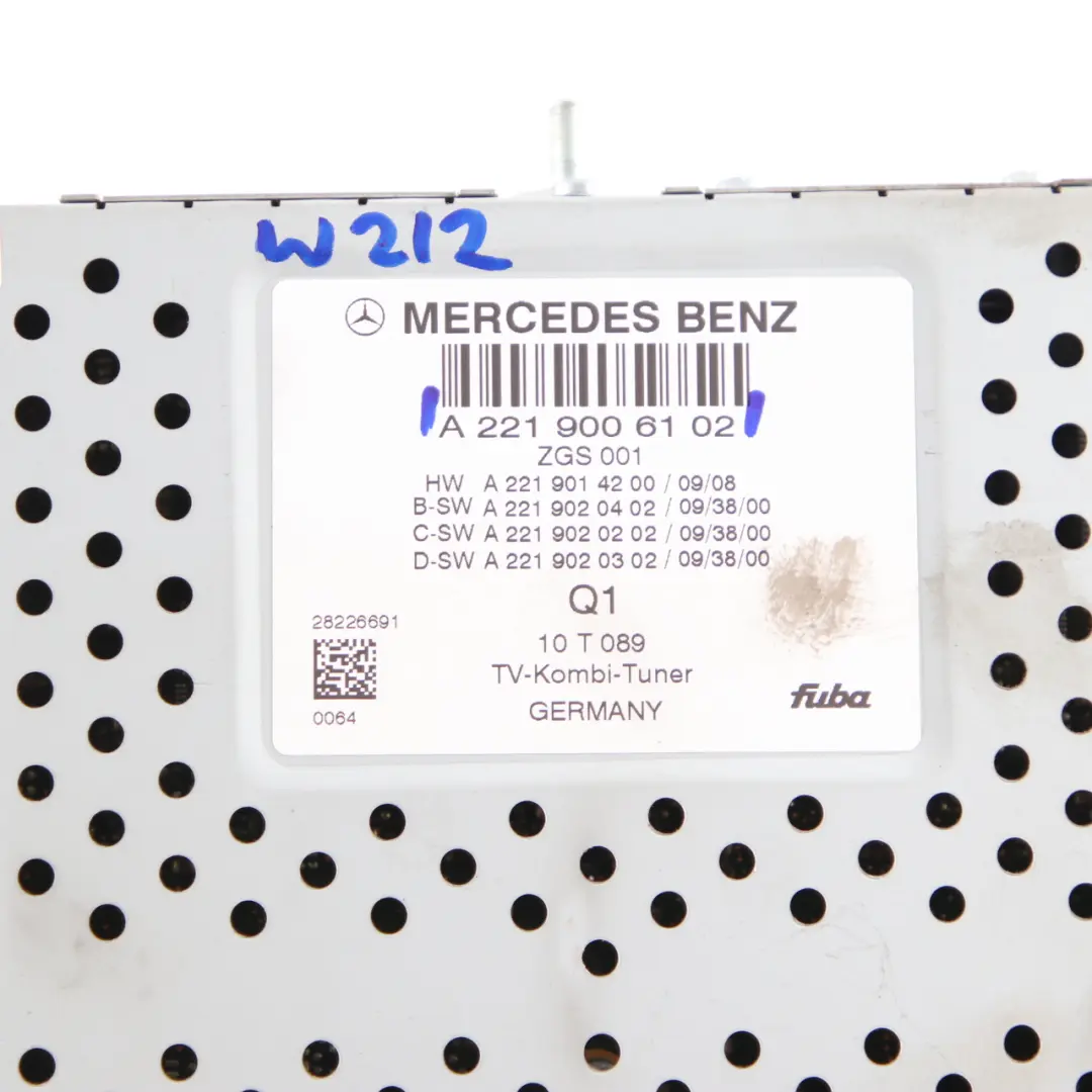Television Tuner Mercedes W207 W221 TV Receiver Control Unit Module to with Part number A2219006102 Television Tuner Mercedes W207 W221 TV Receiver Control Unit Module - SKU A2219006102 - Part number A2219006102