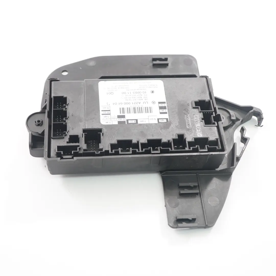 Módulo de Puerta Delantera Derecha Unidad ECU para Mercedes W221 con número de pieza A2219006404 Mercedes W221 Módulo de Puerta Delantera Derecha Unidad ECU - SKU A2219006404 - Número de pieza A2219006404